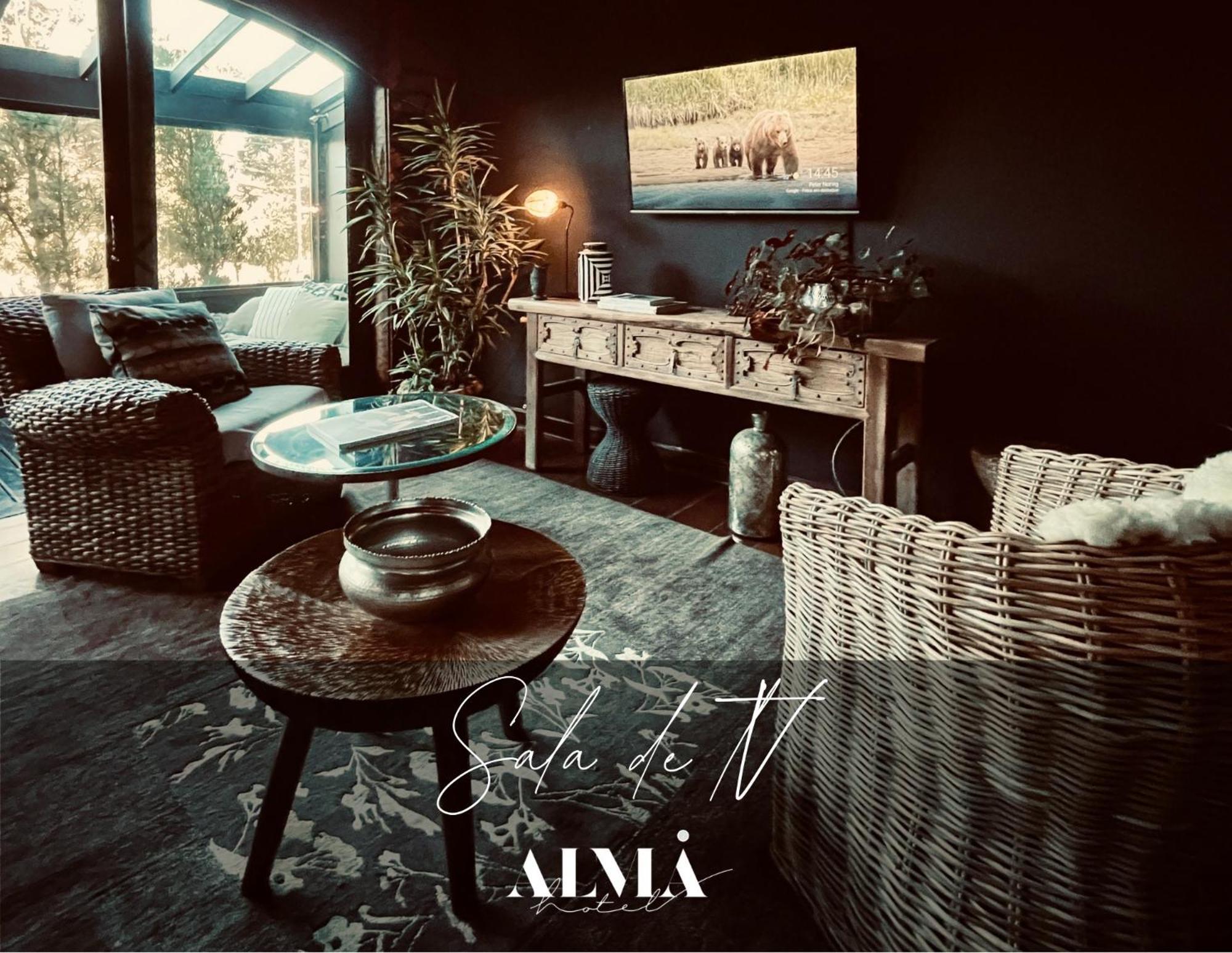 Alma Hotel Campos do Jordao Exterior photo